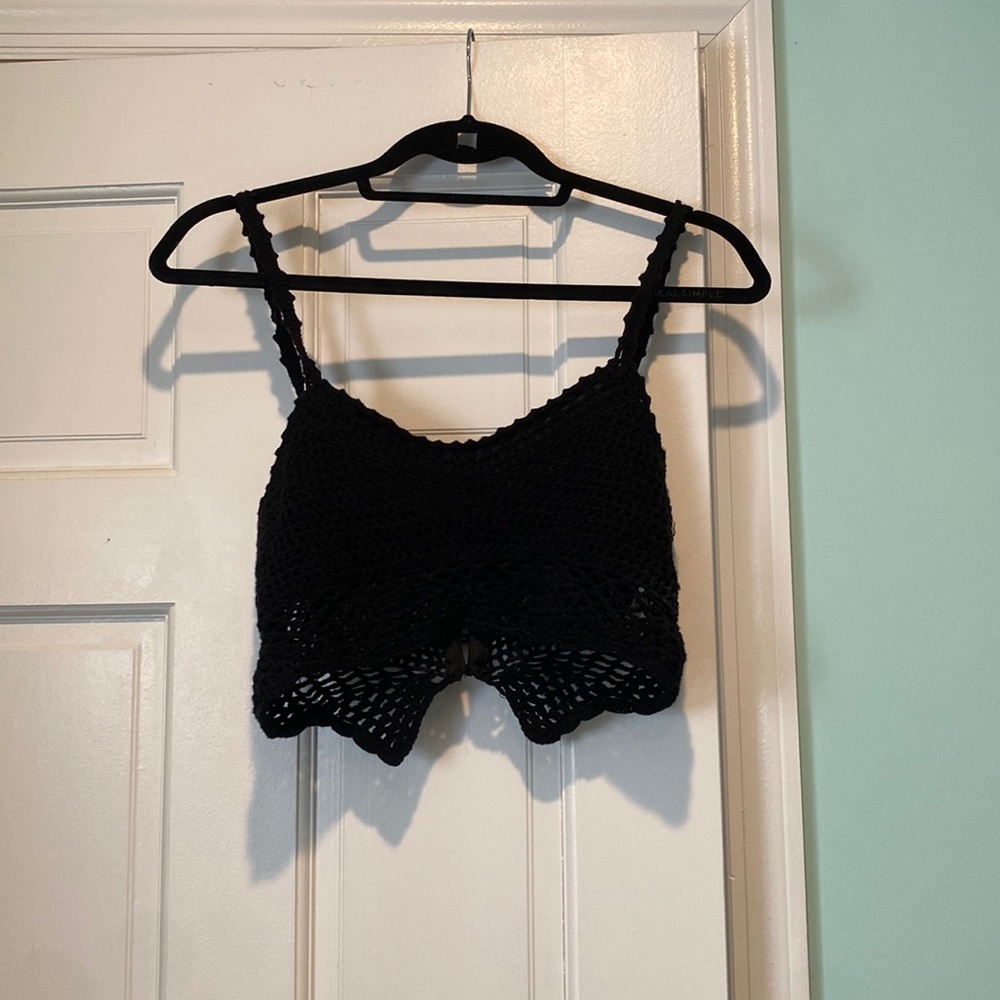 Cropped crochet top, adjustable straps